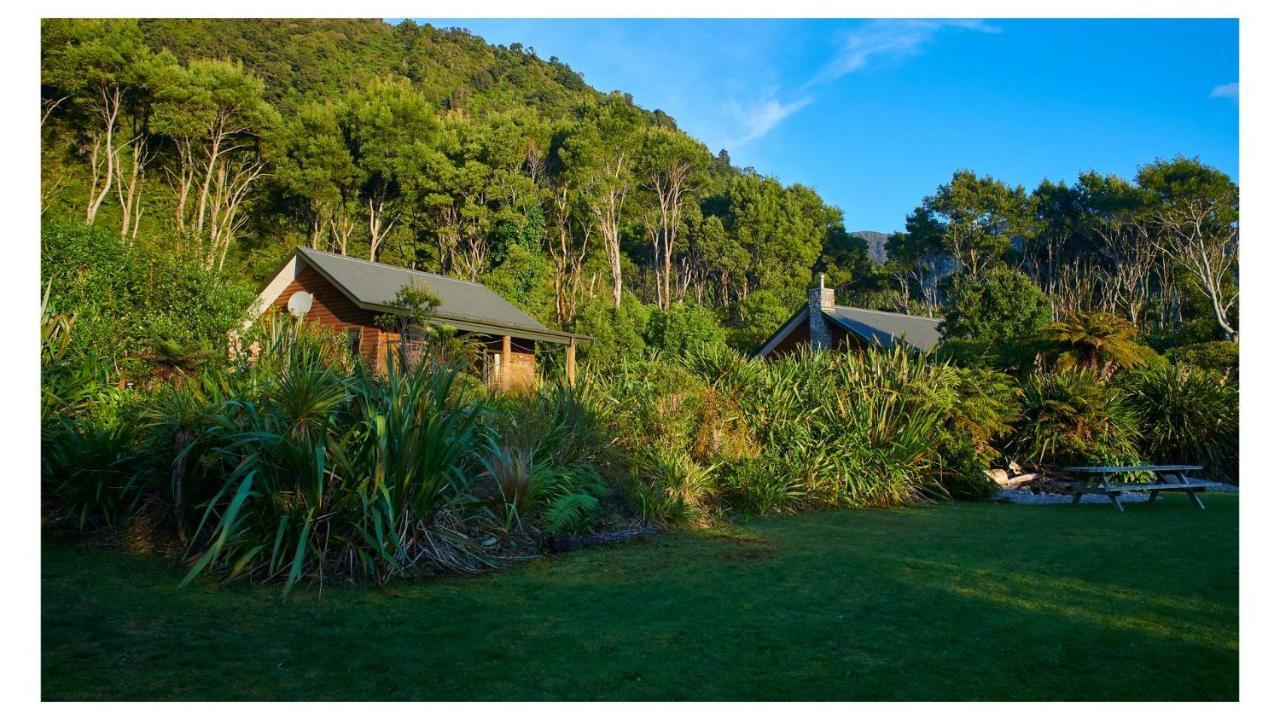 Paparoa Beach Hideaway With Hot Tub Barrytown Kültér fotó