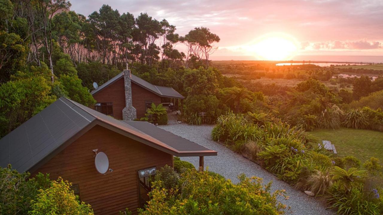 Paparoa Beach Hideaway With Hot Tub Barrytown Kültér fotó