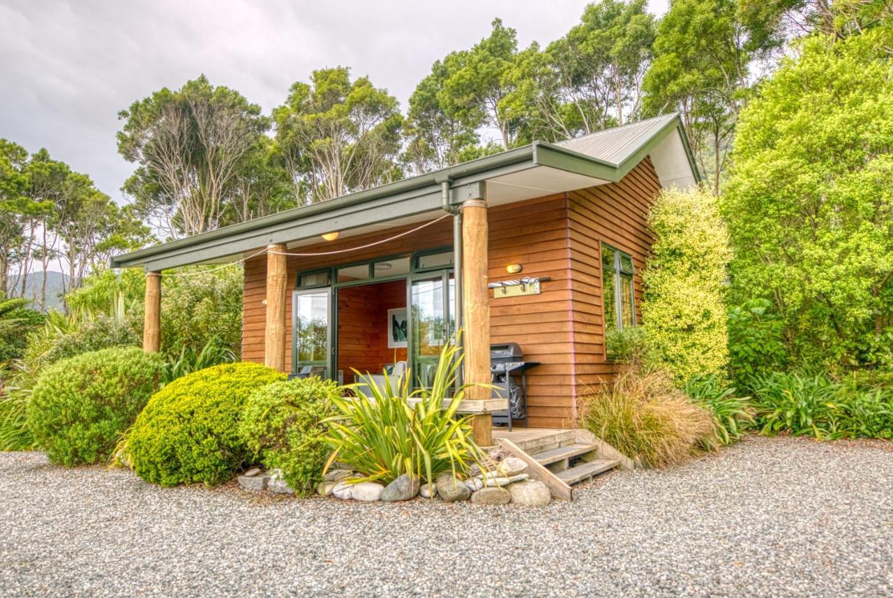 Paparoa Beach Hideaway With Hot Tub Barrytown Kültér fotó