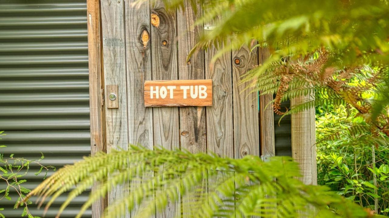 Paparoa Beach Hideaway With Hot Tub Barrytown Kültér fotó