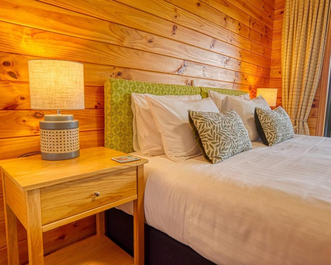 Paparoa Beach Hideaway With Hot Tub Barrytown Kültér fotó